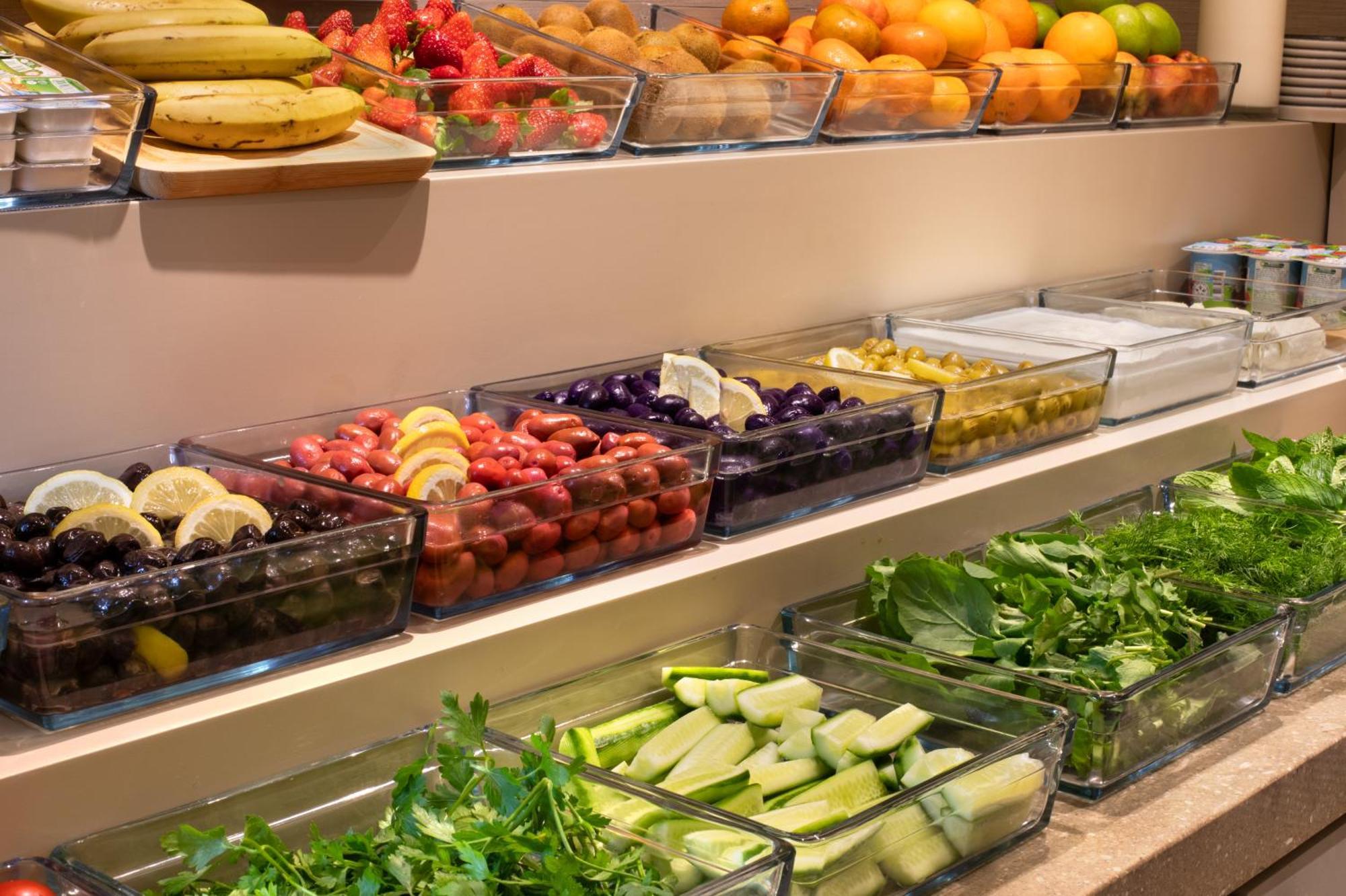 Bentley Hotel Old City-Special Class Istanbul Exterior photo A salad bar