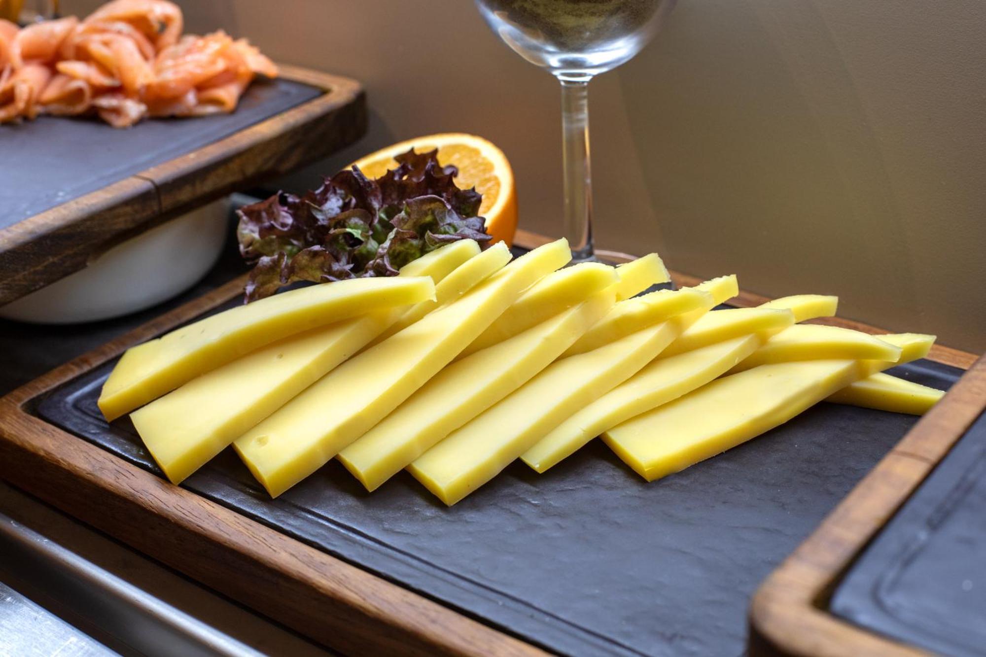 Bentley Hotel Old City-Special Class Istanbul Exterior photo Parmigiano-Reggiano
