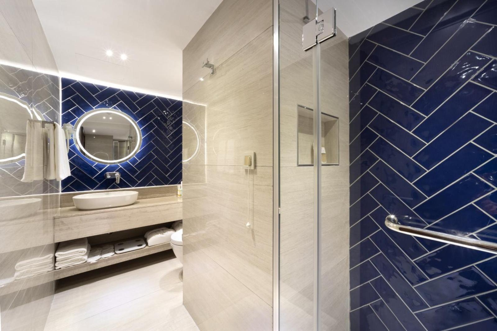 Bentley Hotel Old City-Special Class Istanbul Exterior photo Bathroom